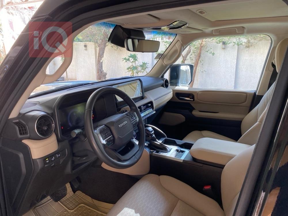 تۆیۆتا لاندكروزر پرادۆ